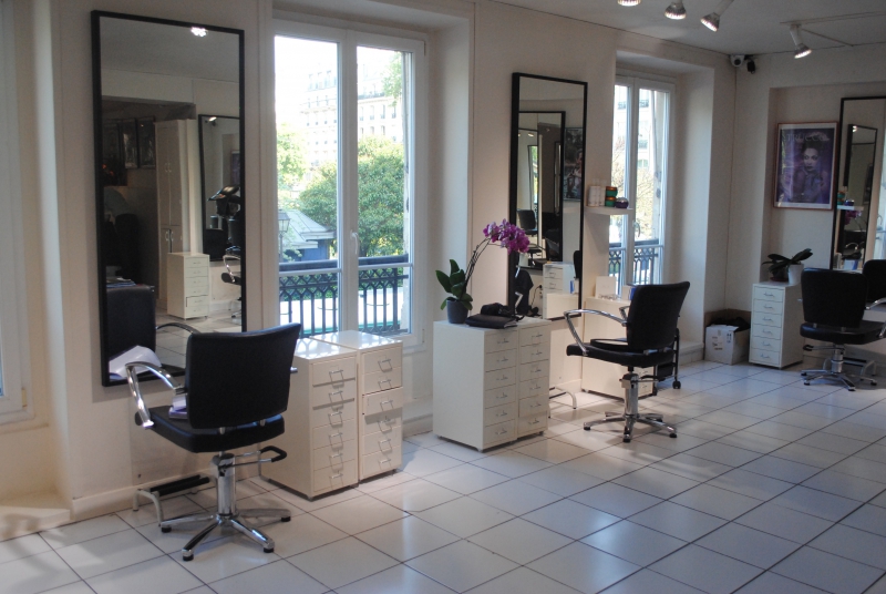 salon-coiffure-PLAN D AUPS STE BAUME-min_floor-home-office-property-living-room-room-781228-pxhere.com